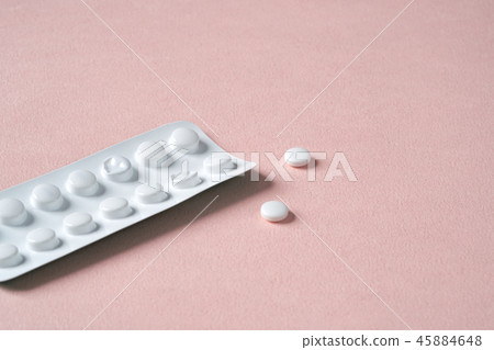 維生素,藥物,營養素,丸 維生素,藥物,營養素,丸 45884648