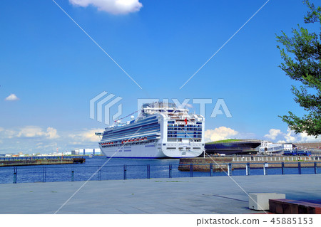 A luxury cruise ship Diamond Princess anchored on the Great Pier A luxury cruise ship Diamond Princess anchored on the Great Pier 45885153