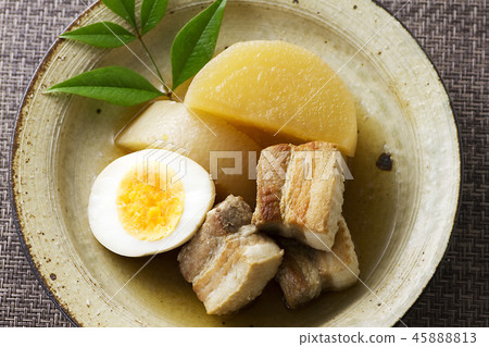 Simmered radish and pork belly 10 Simmered radish and pork belly 10 45888813