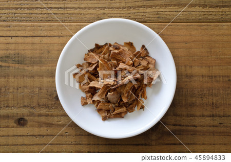 Fried burdock root 45894833