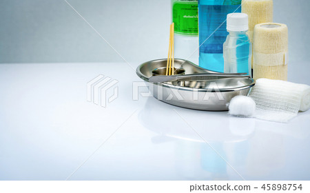 Wound care dressing set. Medical supply. 45898754