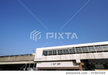 View of Yokohama cityscape subway Shinba Station in Japan View of Yokohama cityscape subway Shinba Station in Japan 45905069