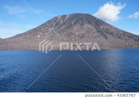 [100 Famous Mountains of Japan] [Nikko National Park] Mt. Nantai seen from a pleasure boat, Nikko City, Tochigi Prefecture 45905767