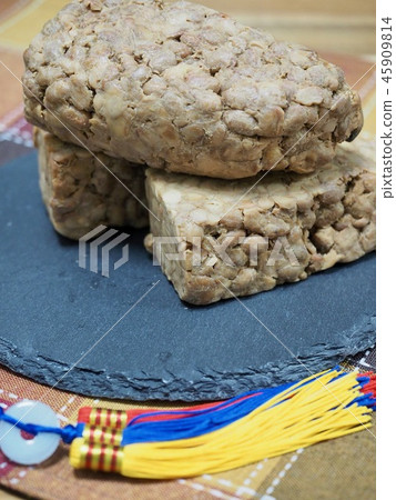 Korean food Chungkukjang 45909814