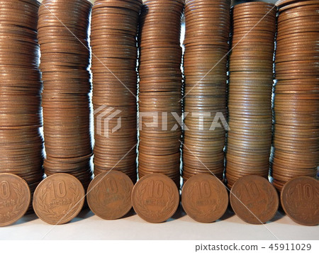 A large amount of Giza A large amount of Giza 45911029