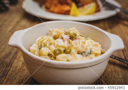 Traditional potato salad Traditional potato salad 45912941