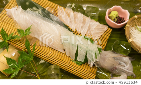 Squid sashimi 45913634