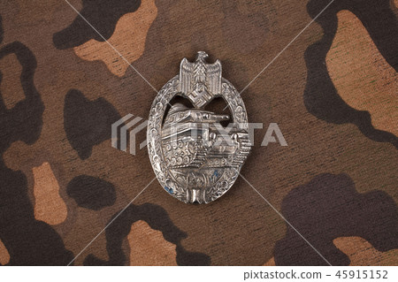 General Tank Assault Badge - german nazi award General Tank Assault Badge - german nazi award 45915152