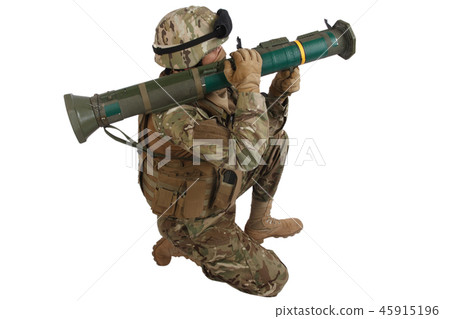 US ARMY soldier with recoilless rocket launcher  45915196