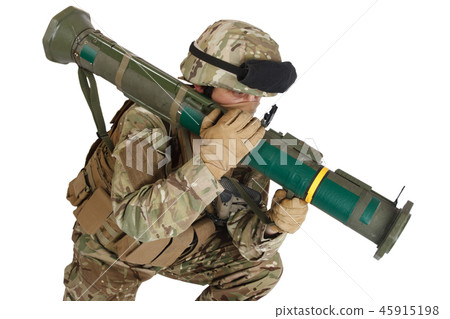 US ARMY soldier with recoilless rocket launcher US ARMY soldier with recoilless rocket launcher 45915198