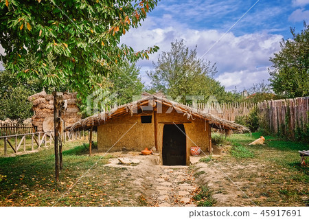 Little Hut Little Hut 45917691