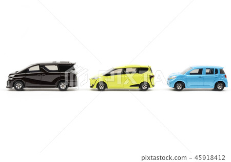 Car image 45918412
