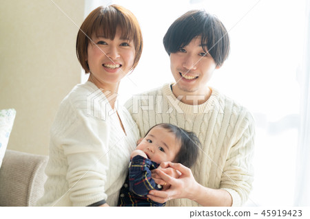 家庭一家 家庭一家 45919423