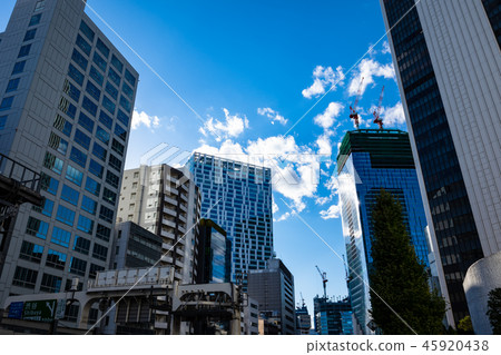 澀谷重建從六本木街觀看澀谷站周圍的建築物 澀谷重建從六本木街觀看澀谷站周圍的建築物 45920438