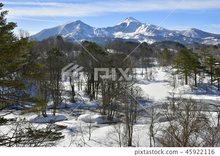 Back of winter Nakasenuma and Mt. Hiyama of freezing Back of winter Nakasenuma and Mt. Hiyama of freezing 45922116