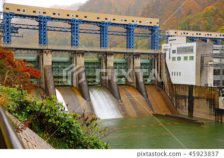 Ueda Dam 45923837