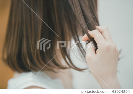 female, lady, woman 45924294