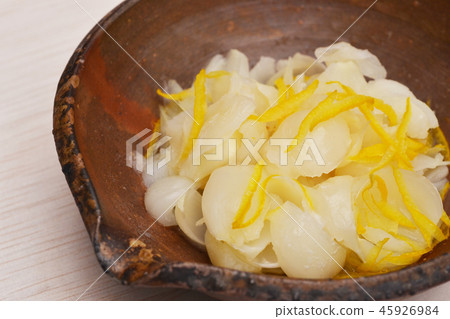 Yuzu flavor of lily root 45926984