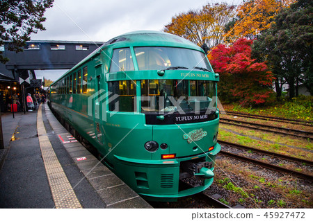 亞洲日本九州由布院之森電車Asia, Japan, Kyushu Tram 亞洲日本九州由布院之森電車Asia, Japan, Kyushu Tram 45927472