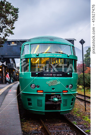 亞洲日本九州由布院之森電車Asia, Japan, Kyushu Tram 45927476
