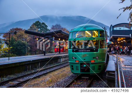 亞洲日本九州由布院之森電車Asia, Japan, Kyushu Tram 亞洲日本九州由布院之森電車Asia, Japan, Kyushu Tram 45927496