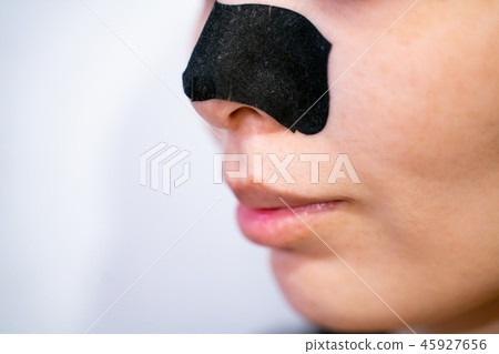 包鼻子的女人 包鼻子的女人 45927656