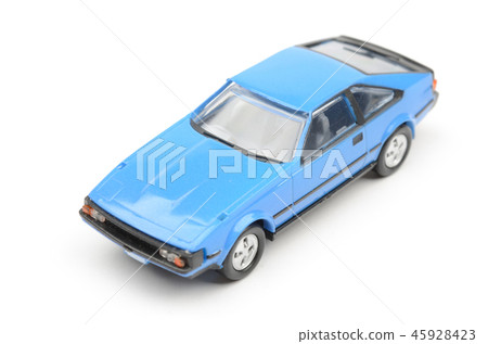 Car image 45928423