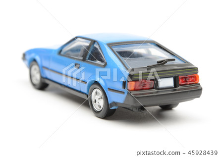 Car image 45928439