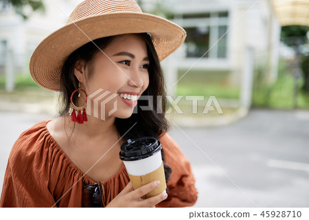 Lovely woman drinking coffee Lovely woman drinking coffee 45928710