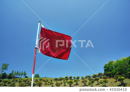 Golf course flag (closed course) 45930410