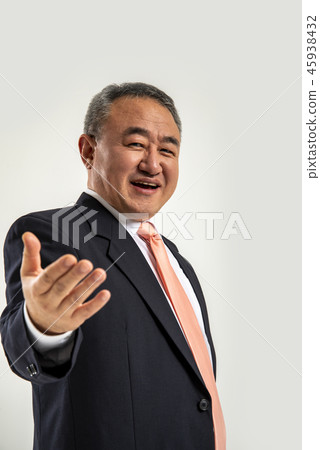 人 45938432
