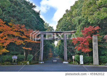 [Kashihara Jingu] 934 Kumehicho Kashihara City Nara Prefecture 45942012