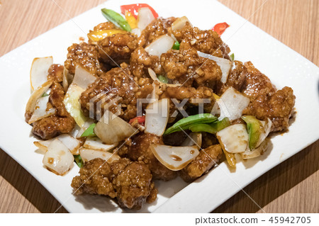 Sweet and Sour Pork 45942705