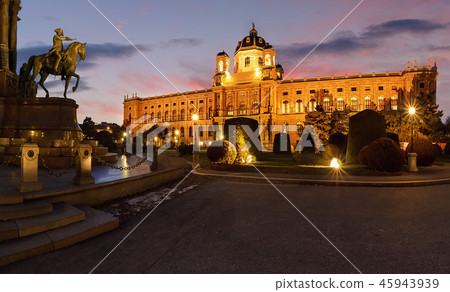 Naturhistorisches Museum Wien on sunset in Austria Naturhistorisches Museum Wien on sunset in Austria 45943939