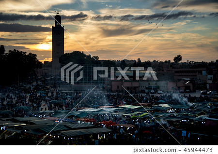 View across Jemaa el-Fnaa square at sundown in Mar View across Jemaa el-Fnaa square at sundown in Mar 45944473