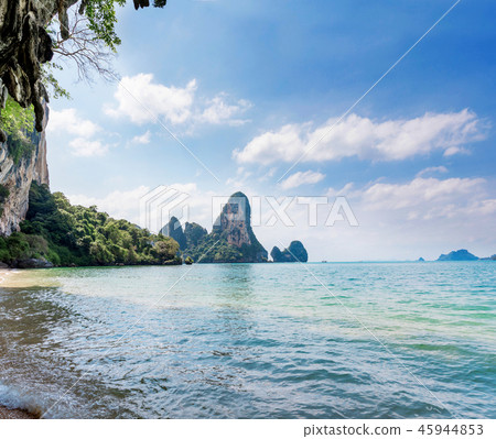 tropical karst rocks perfect for climbing Tonsai tropical karst rocks perfect for climbing Tonsai 45944853