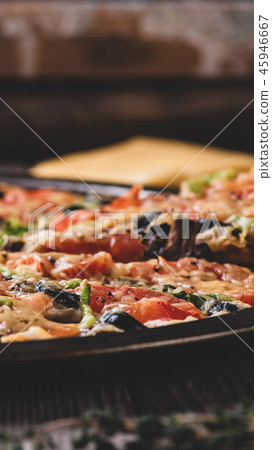 Fragrant pizza fresh from the oven, matte effect 45946667