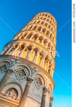 The Leaning Tower in a sunny day in Pisa, Italy The Leaning Tower in a sunny day in Pisa, Italy 45952646