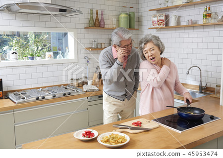 前輩 45953474