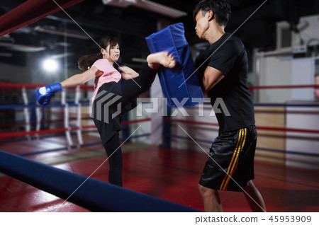 跆拳道女士們 45953909