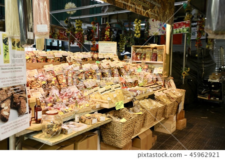 Italy · Florence 45962921