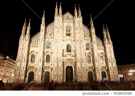 Italy · Milan 45963098