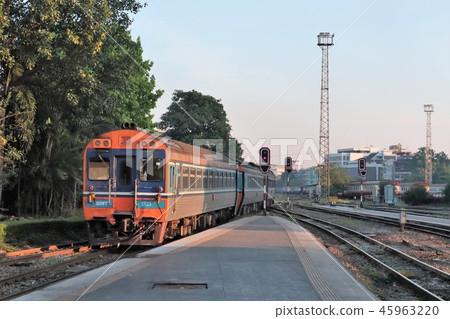 泰國柴油火車 45963220