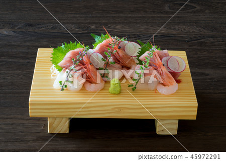 Sashimi platter 45972291