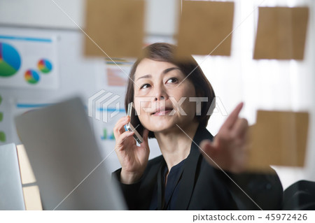 Business woman Business woman 45972426