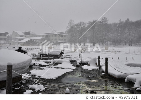 Yunohira wet field in winter Yunohira wet field in winter 45975311