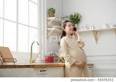 A day of pregnant women 45976353