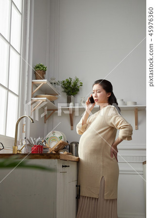 A day of pregnant women 45976360