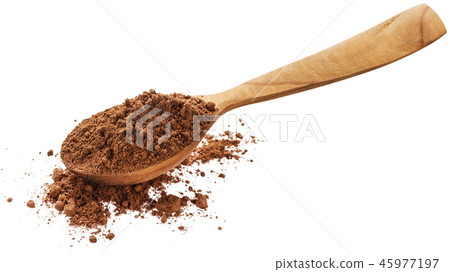 Cocoa powder in spoon isolated on white background Cocoa powder in spoon isolated on white background 45977197