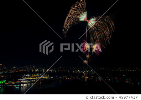 [Fireworks event] Fireworks of Yokohama Sparkling Twilight 45977417